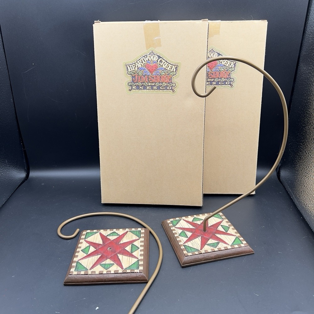 Jim Shore Heartwood Creek Ornament Holder with Quilt Pattern on Wood Base Set 2